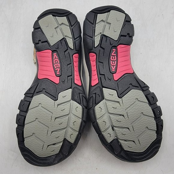 Keen Newport H2 Womens 9 Gray Sandals Waterproof Closed Toe Casual Beach Water - Picture 10 of 12